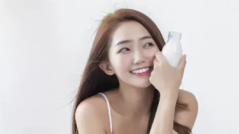 女子南京站丢90克金手镯