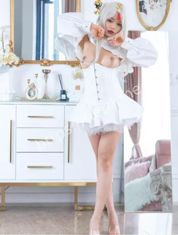 杨诗涵