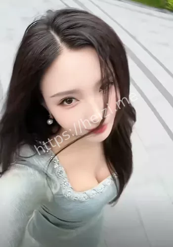 擦边网红