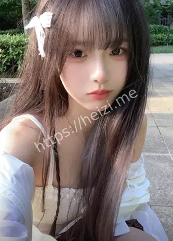 不雅艳照