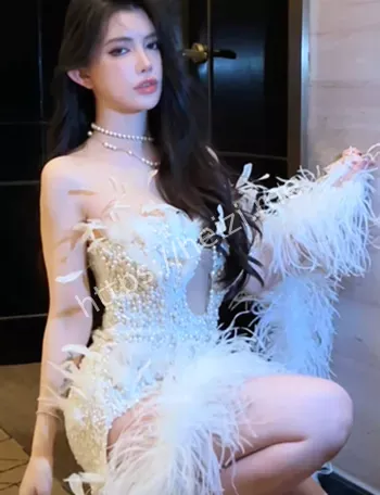 热舞擦边网红