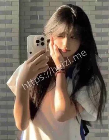 高挑美丽学姐