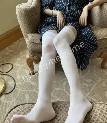清纯甜美
