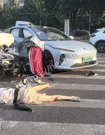 路人被碾压