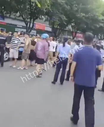 校园欺凌