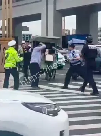 暴力执法曝光