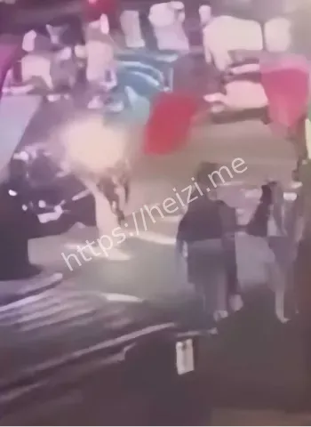 纽约皇后区醉酒男性骚扰16岁少女