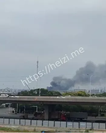 武汉工业园起火