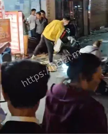 蓝天商城SUV事故