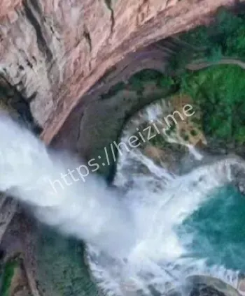 男大学生龙口瀑布拍照意外