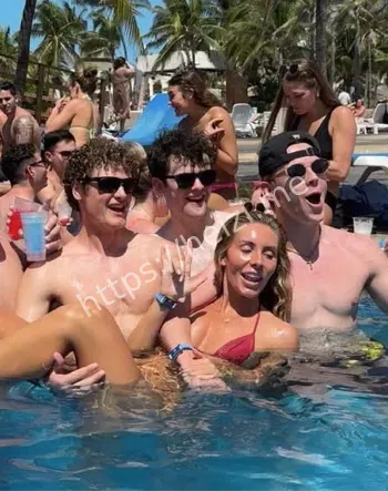 澳洲别墅性纪录破纪录黑料