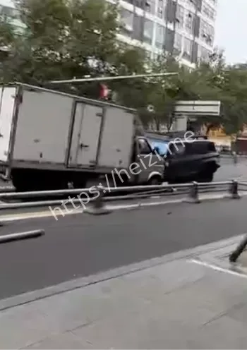 成都中年女司机6人受伤