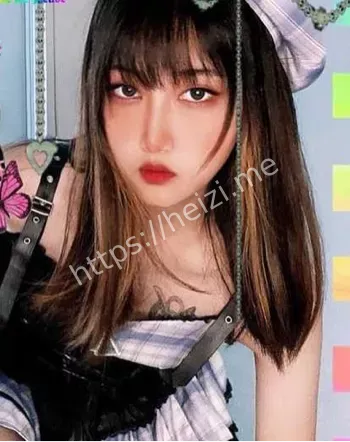 房地产男友亲密互动