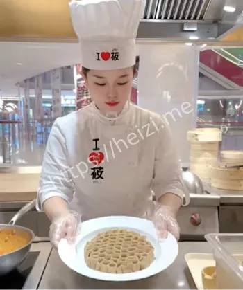 黑子网用户热议西贝馒头事件