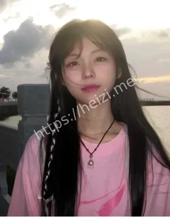 神颜小仙女酒店照