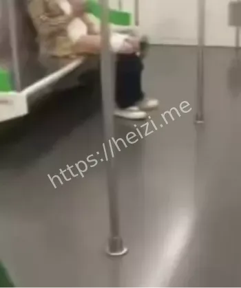 南宁地铁警方快速介入处理