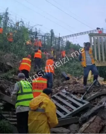 云南昆明火车站夜间换轨事故