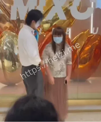 万象天地活动现场崩盘