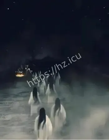 凤凰夜游神秘唱歌声