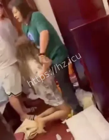 丈夫偷睡亲侄媳妇