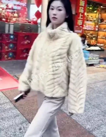 早期私密视频被大量泄露