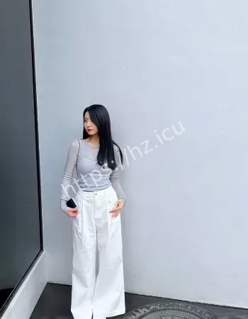 从乖乖女堕落到福利姬