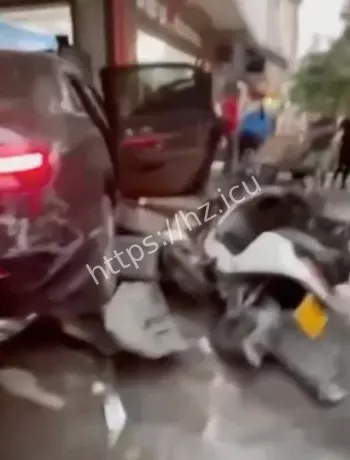 开车致女友截瘫