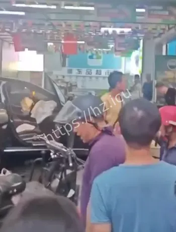 开车致女友截瘫