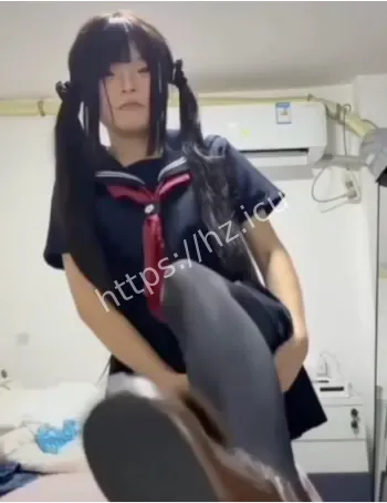 百万源反差人设