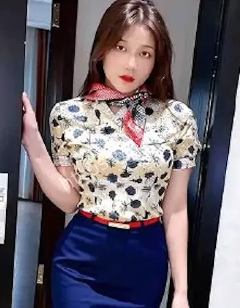 人前清纯甜美