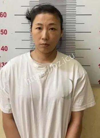 柬埔寨红席裹尸弃水沟